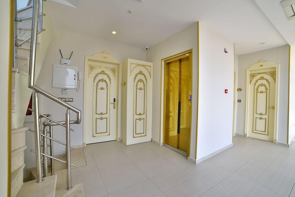 Nayla Palace Hotel Istanbul Exterior photo