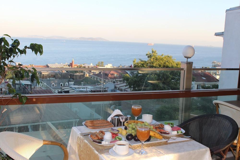 Nayla Palace Hotel Istanbul Exterior photo