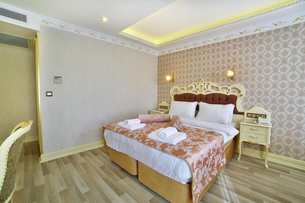 Nayla Palace Hotel Istanbul Exterior photo